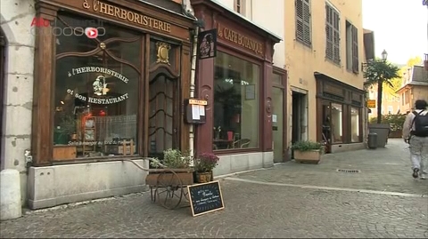 De la cueillette à la tisane, toutes les étapes de la préparation du thym serpolet en Haute-Savoie.