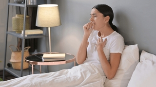 Pourquoi a-t-on des quintes de toux plusieurs jours après avoir été malade ?