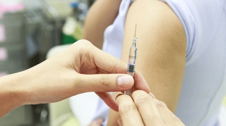 Il existe bien un lien entre troubles menstruels et vaccins anti-Covid, selon une étude